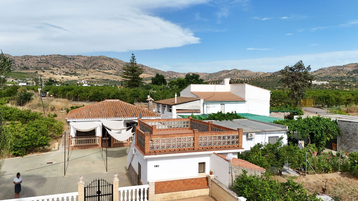 Casa de 3 Dormitorios y 1 Baño en venta en Álora
