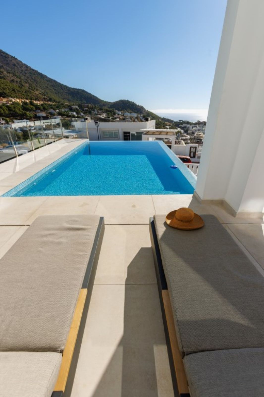 Casa de 4 Dormitorios en alquiler vacacional en Benalmádena