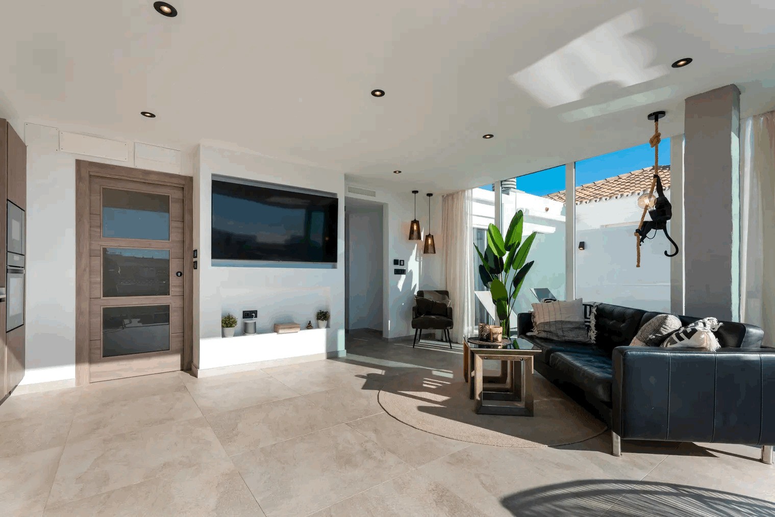 Ático de 4 Dormitorios y 3 Baños en venta en Puerto Banús, Marbella