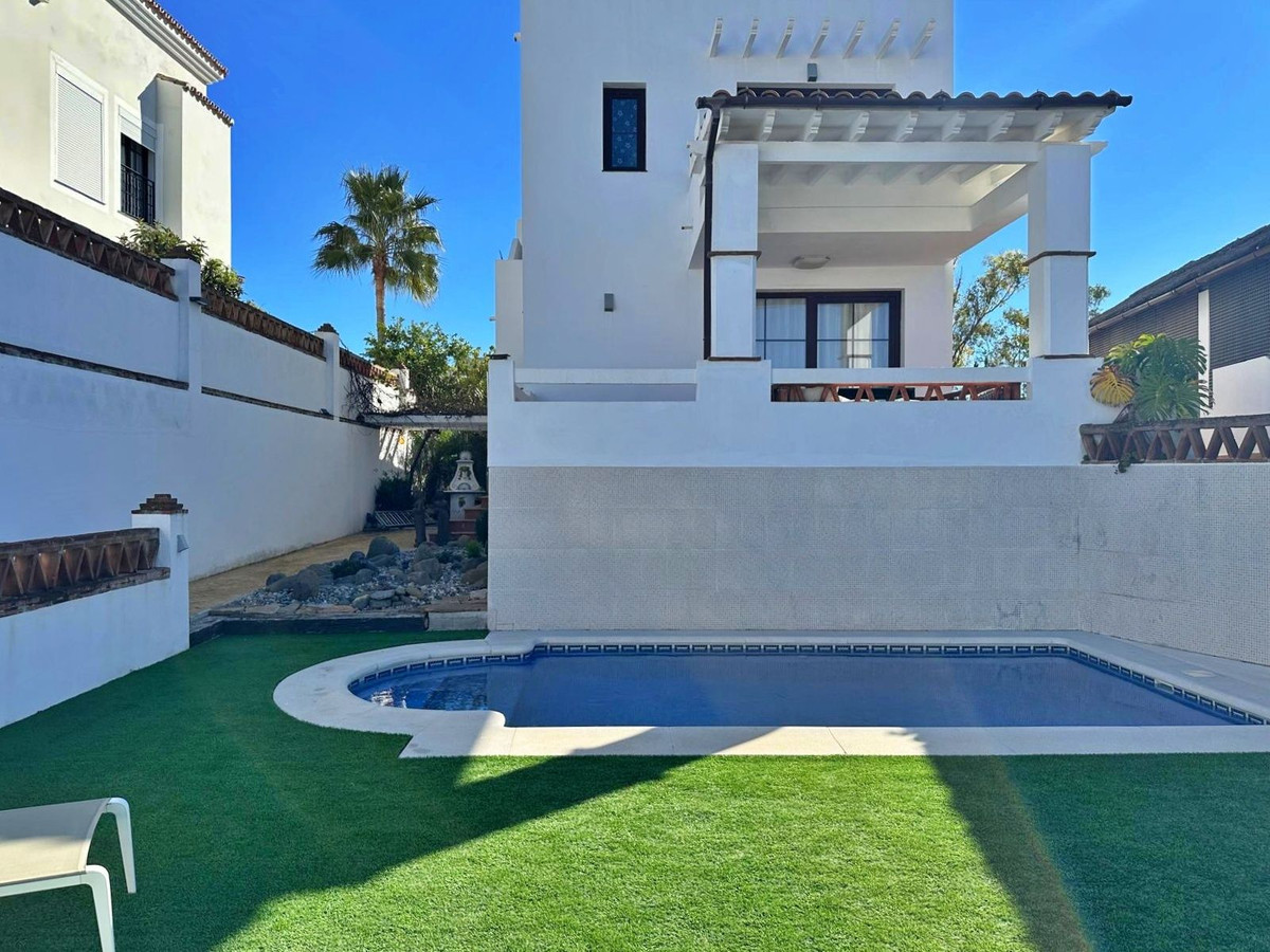 New Golden Mile, Estepona