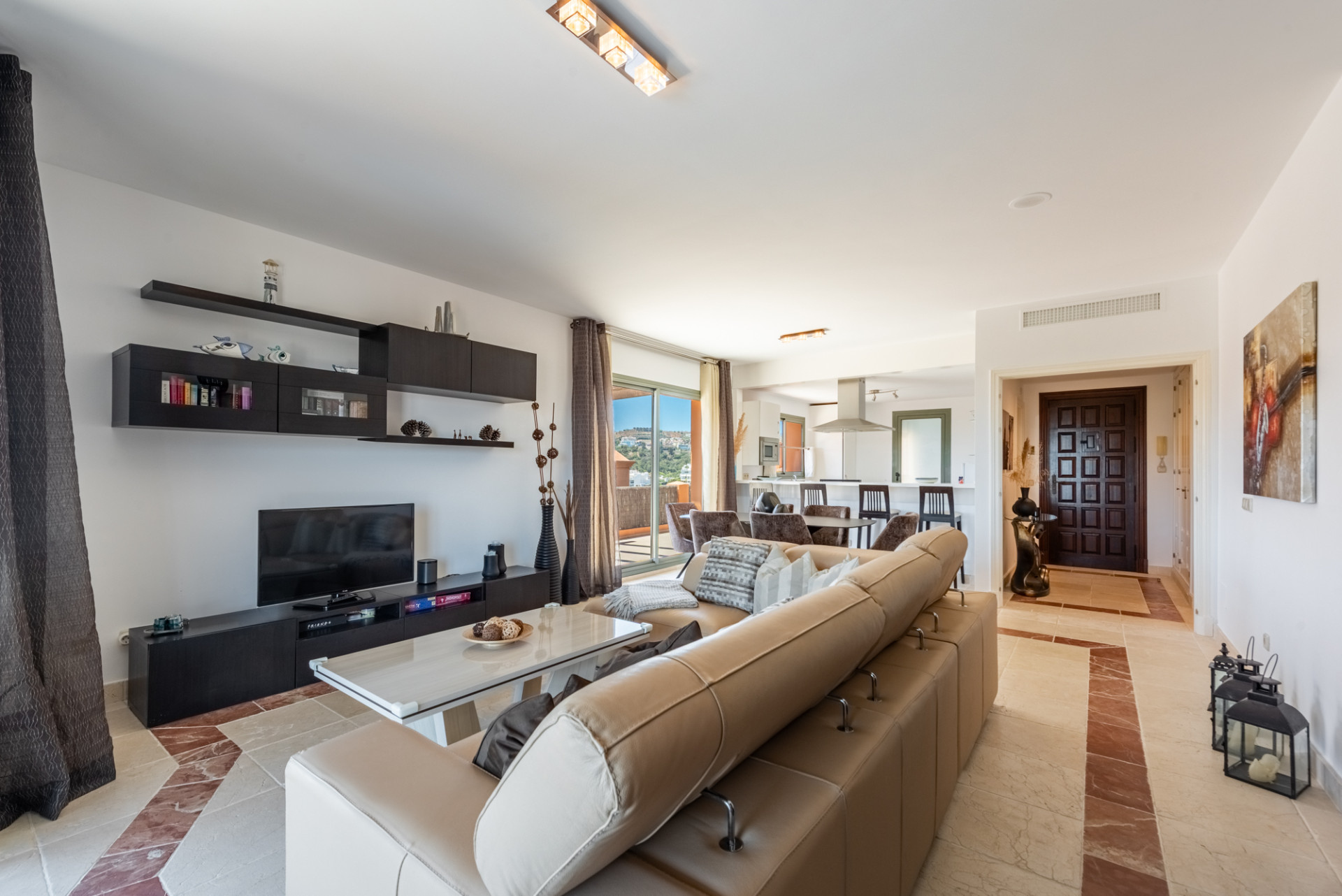 Ático de 3 Dormitorios en venta en Estepona