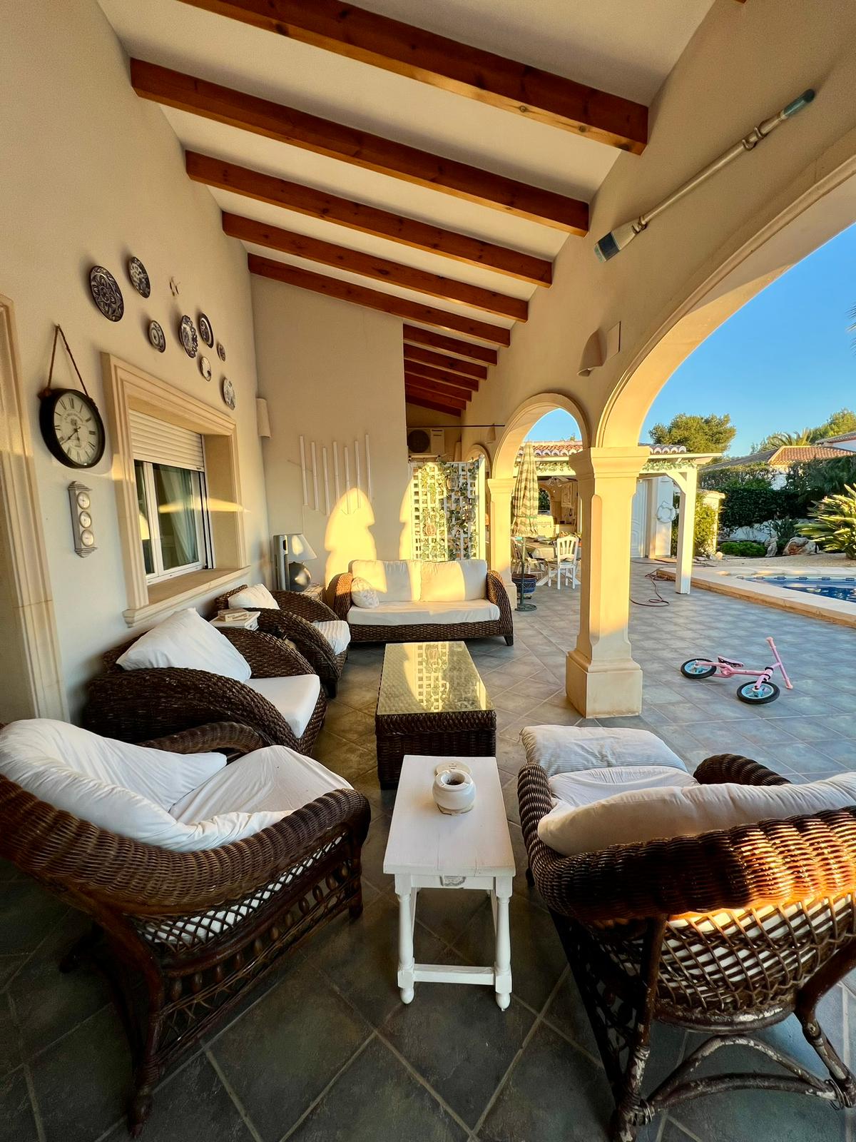 Casa de 3 Dormitorios y 2 Baños en venta en Jávea