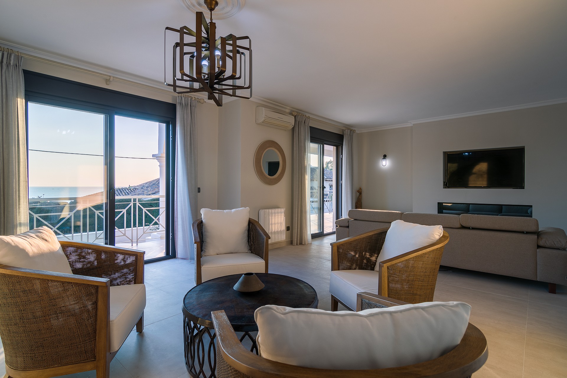 5 Slaapk., 5 Badk. - Villa te koop in Rio Real, Marbella
