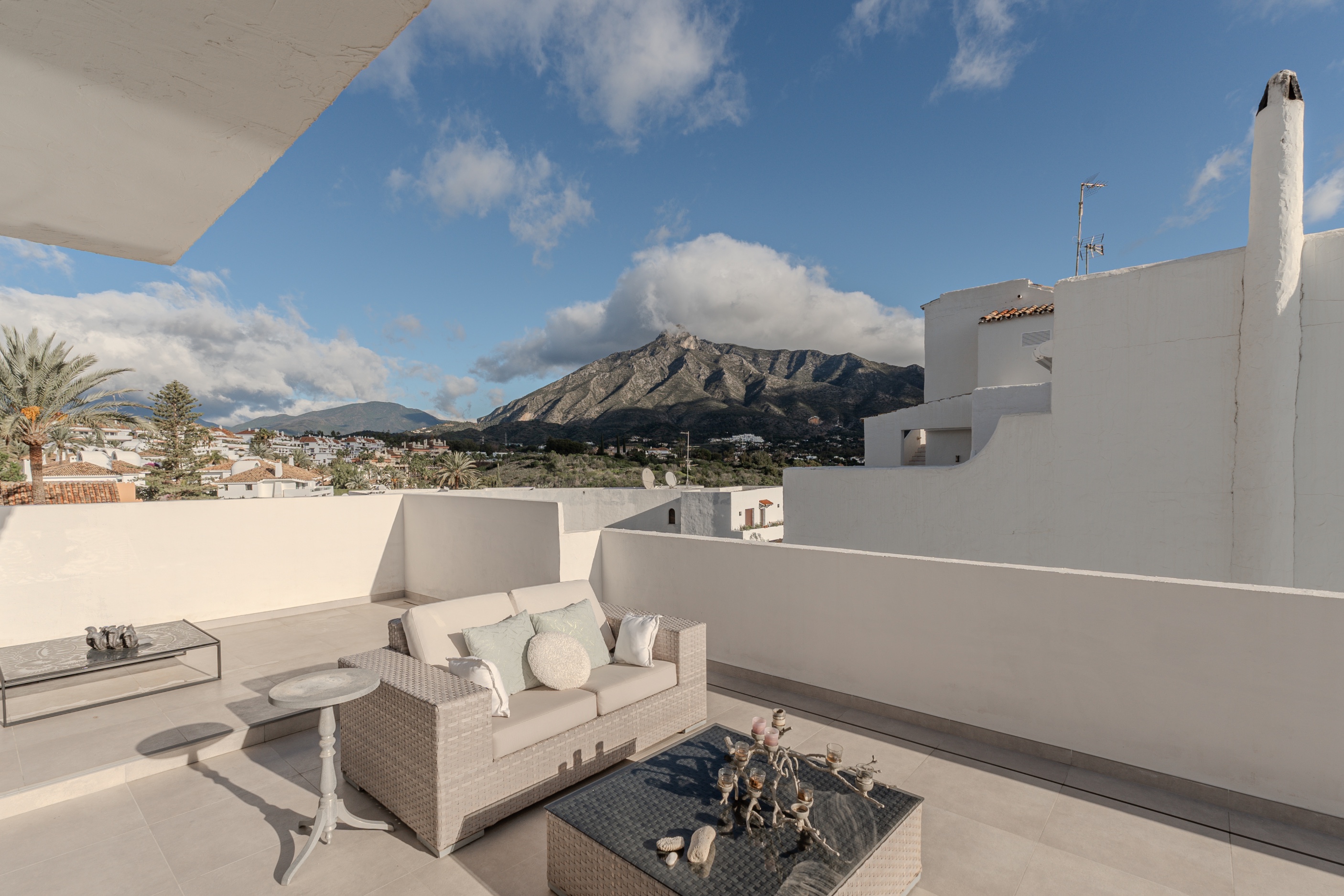2 спални, 2 бани - Апартамент за продажба в Marbella Golden Mile