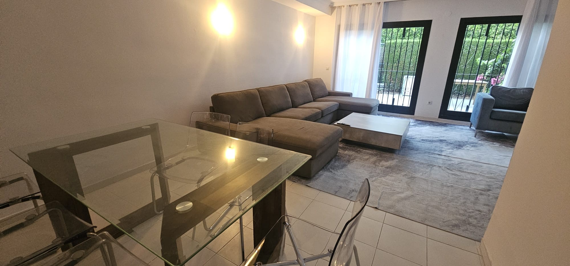 Casa Adosada de 3 Dormitorios y 2 Baños en venta en San Pedro de Alcántara