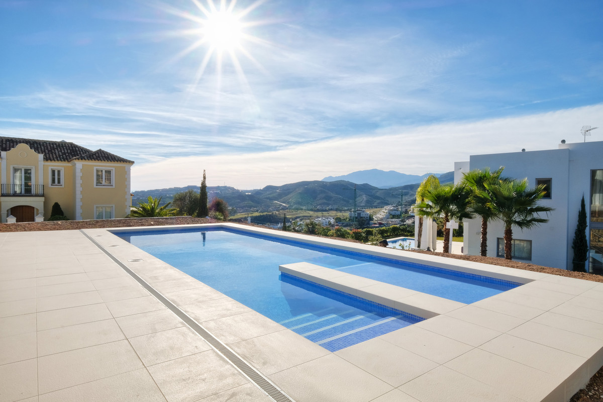 Casa de 4 Dormitorios y 4 Baños en venta en Benahavís