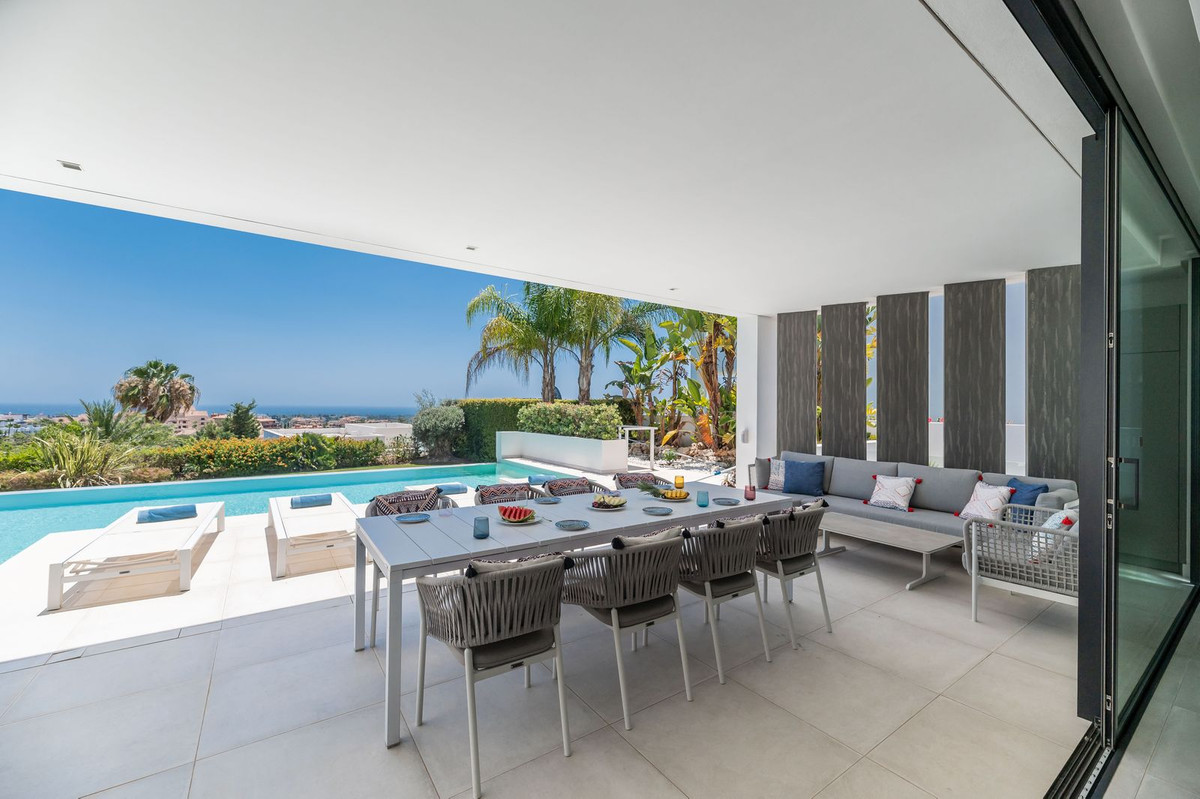 Casa de 6 Dormitorios en venta en Benahavís