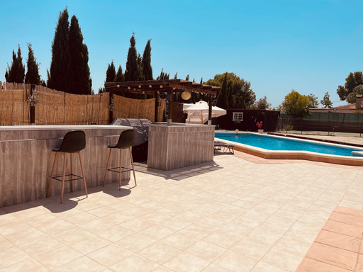 Casa de 7 Dormitorios y 4 Baños en venta en Moralet, Alicante