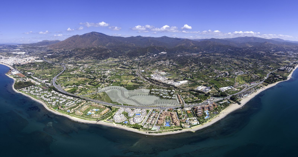 2 спални - Апартамент за продажба в New Golden Mile, Estepona