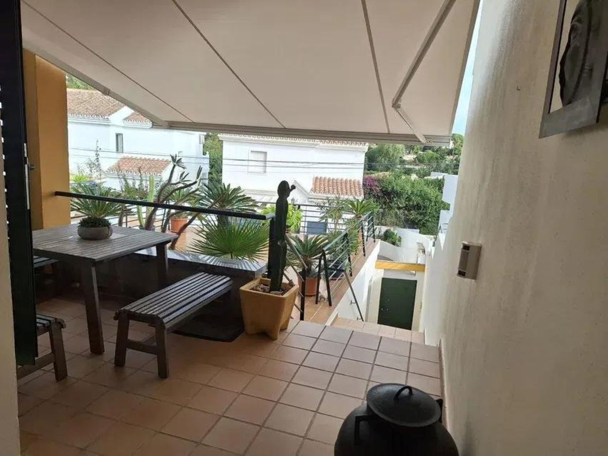 Casa Adosada de 3 Dormitorios en venta en Benalmádena