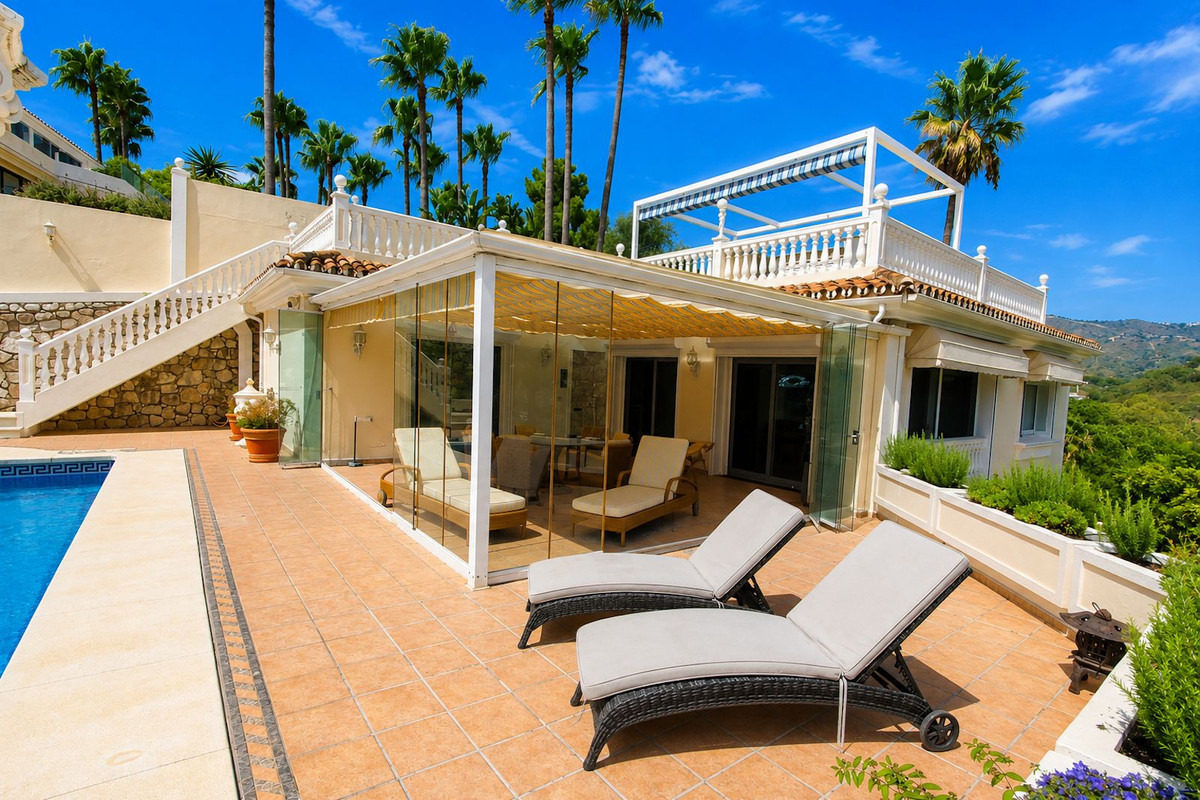 Casa de 4 Dormitorios en venta en Elviria, Marbella