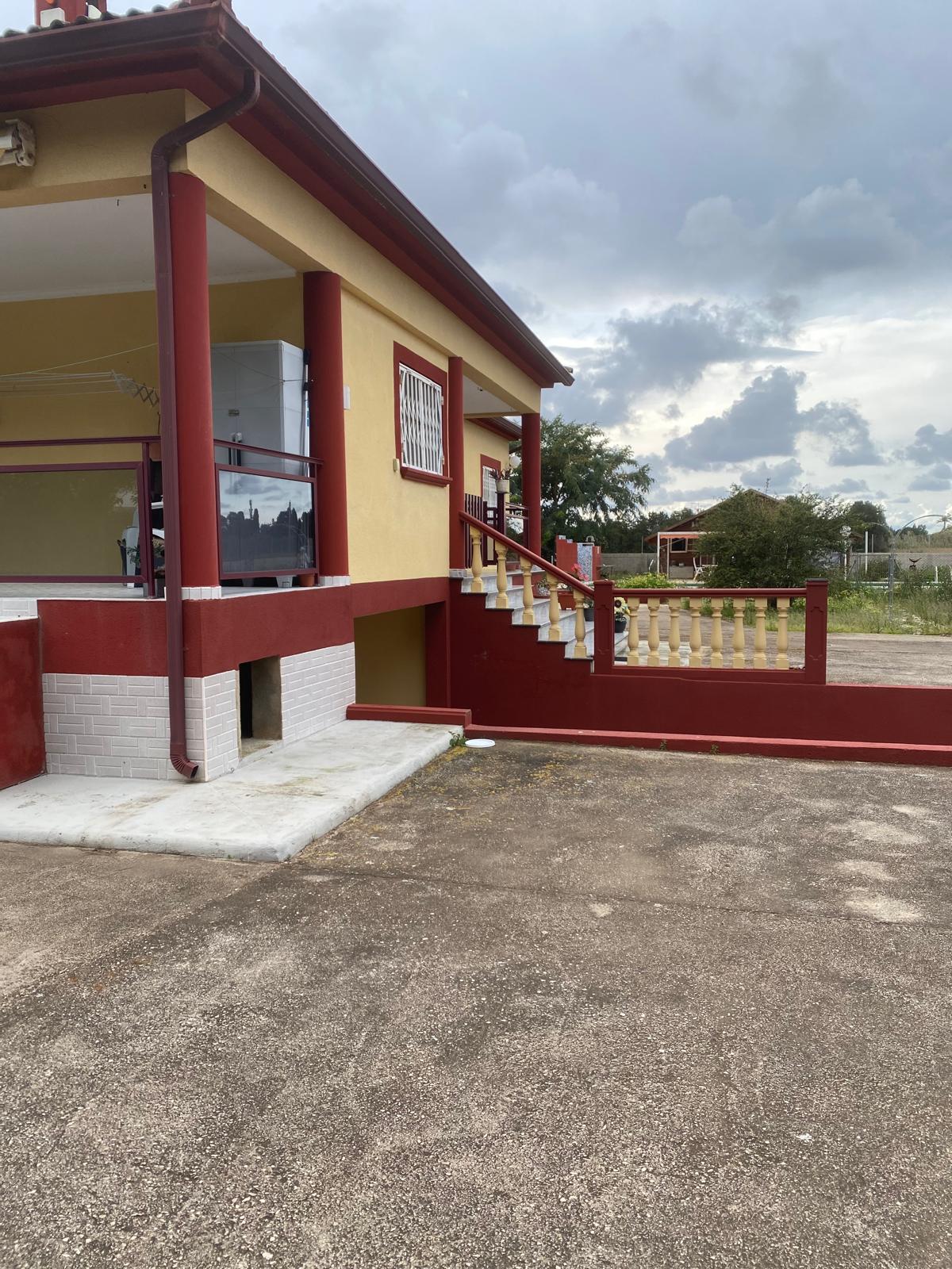 Finca de 4 Dormitorios en venta en Dénia