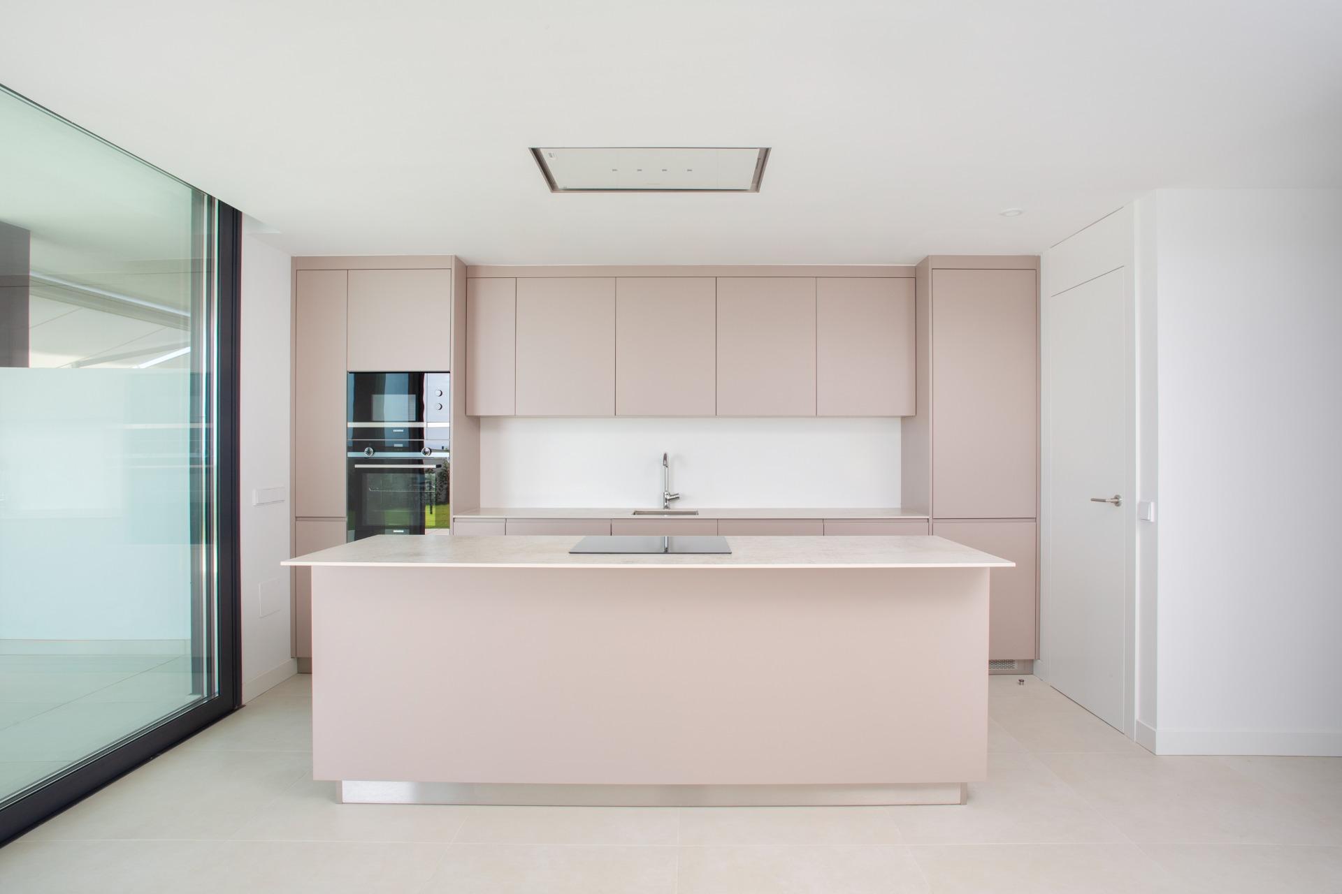 Piso de 2 Dormitorios en venta en Benalmádena