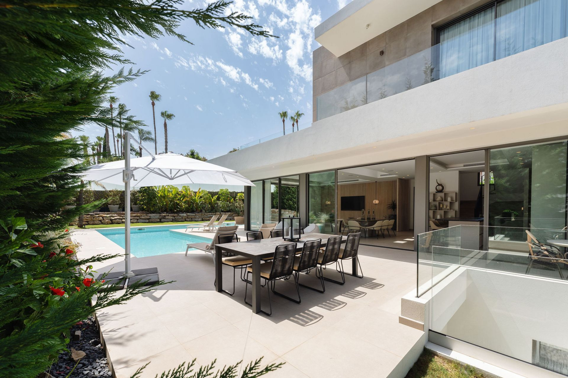 4 спални - Вила за продажба в Nueva Andalucia, Marbella