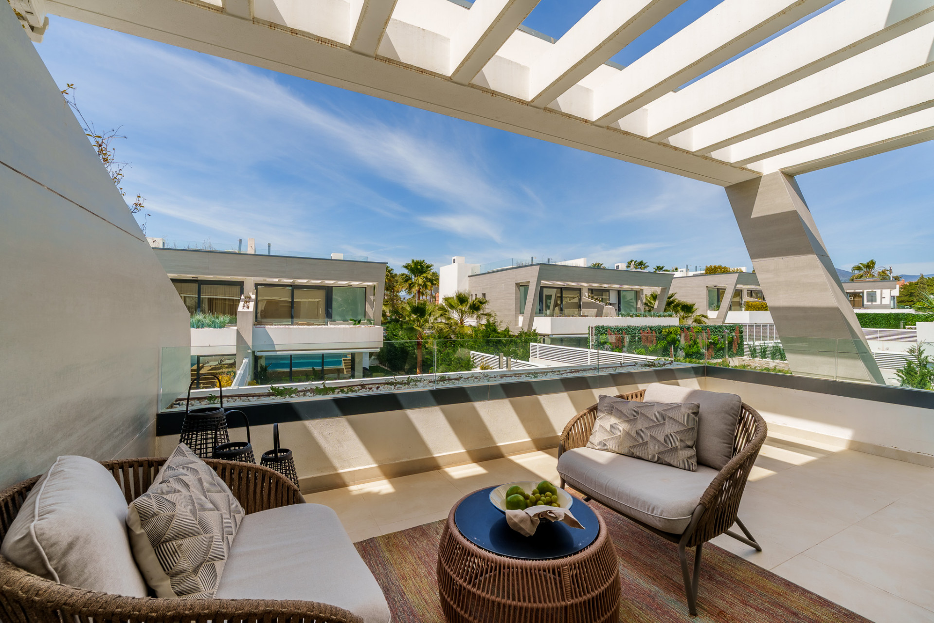 Casa de 5 Dormitorios en venta en Puerto Banús, Marbella