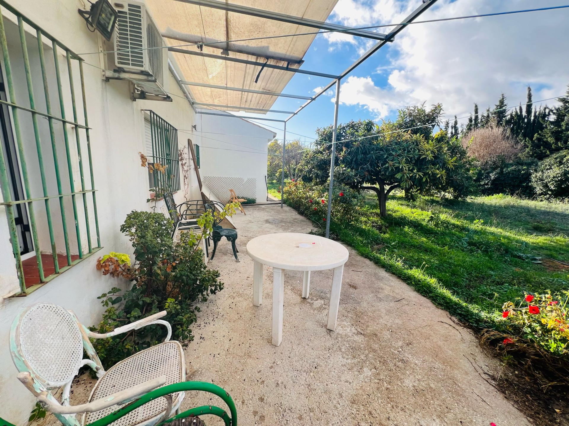 Finca de 3 Dormitorios y 2 Baños en venta en Alhaurín de la Torre