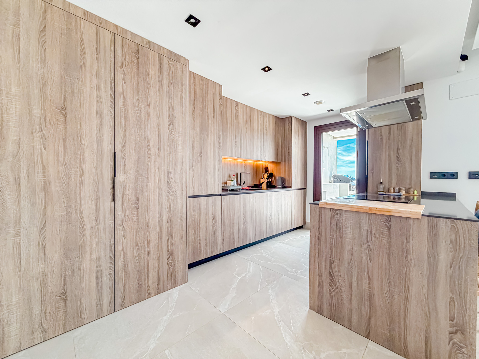 Piso de 3 Dormitorios y 2 Baños en venta en Istán