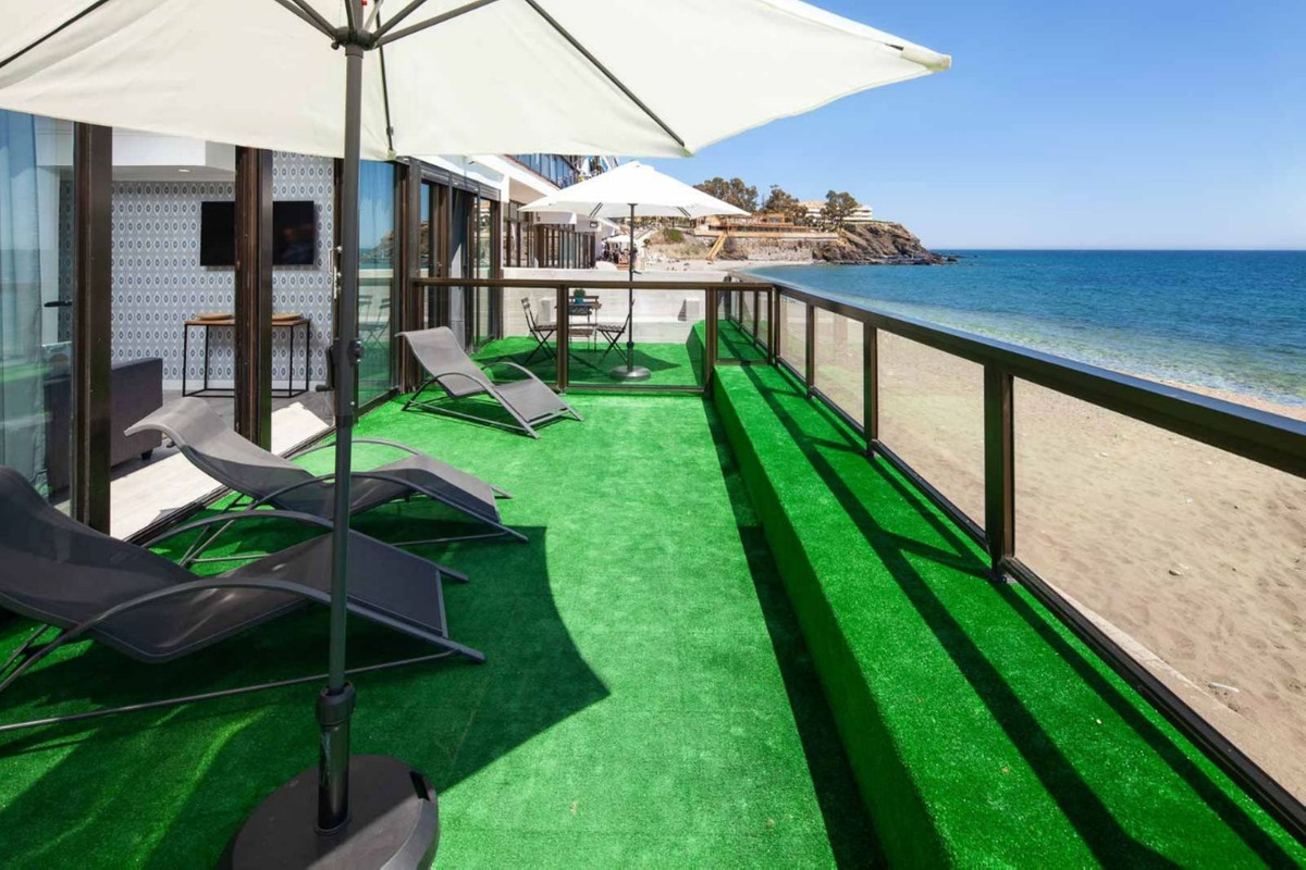 Piso de 7 Dormitorios y 4 Baños en venta en Benalmádena