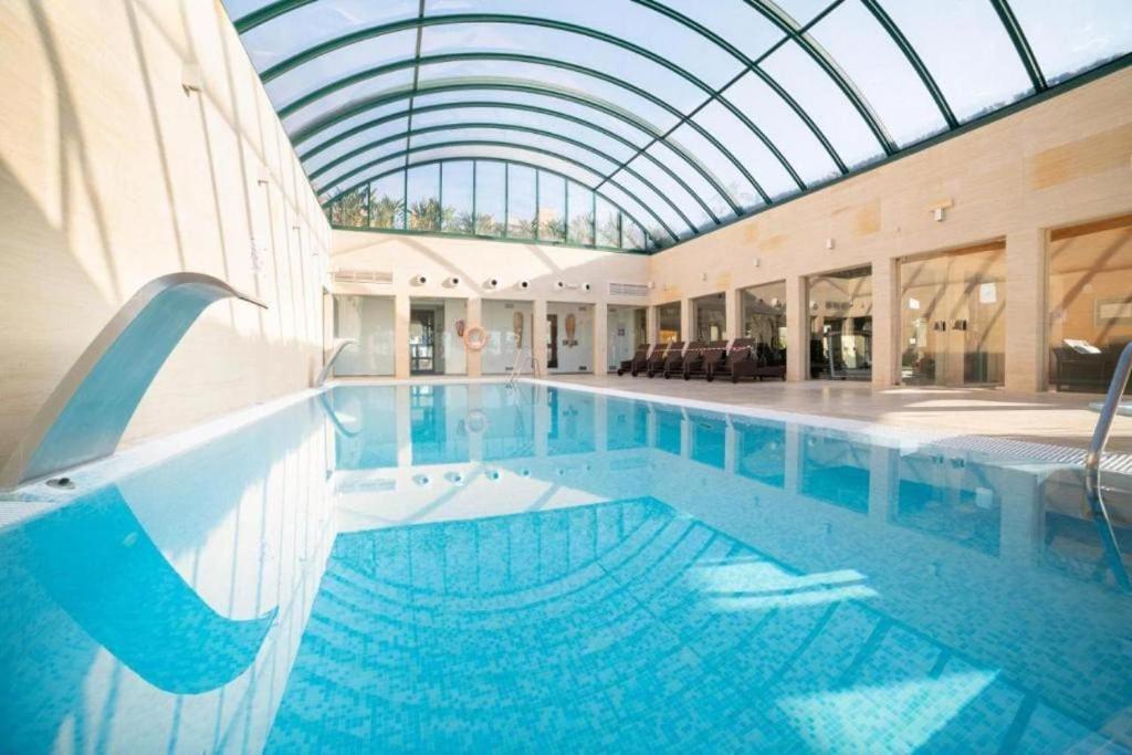 Piso de 3 Dormitorios y 3 Baños en venta en La Alqueria, Estepona
