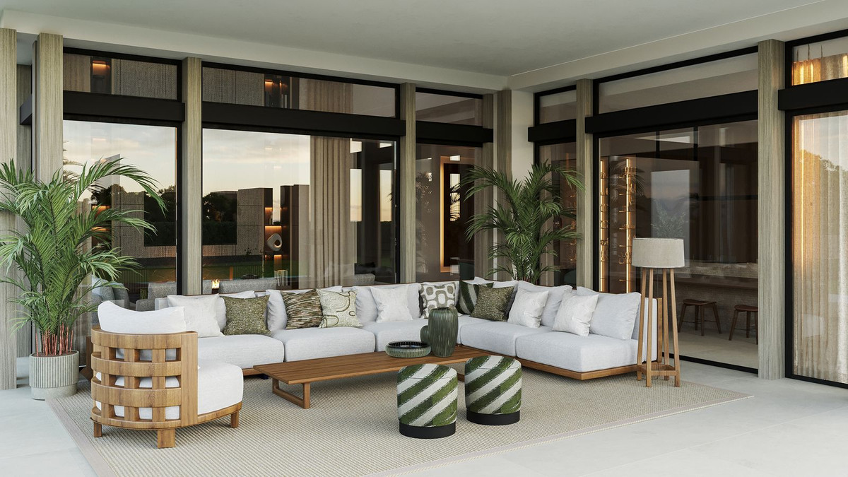 Casa de 4 Dormitorios en venta en Milla de Oro, Marbella
