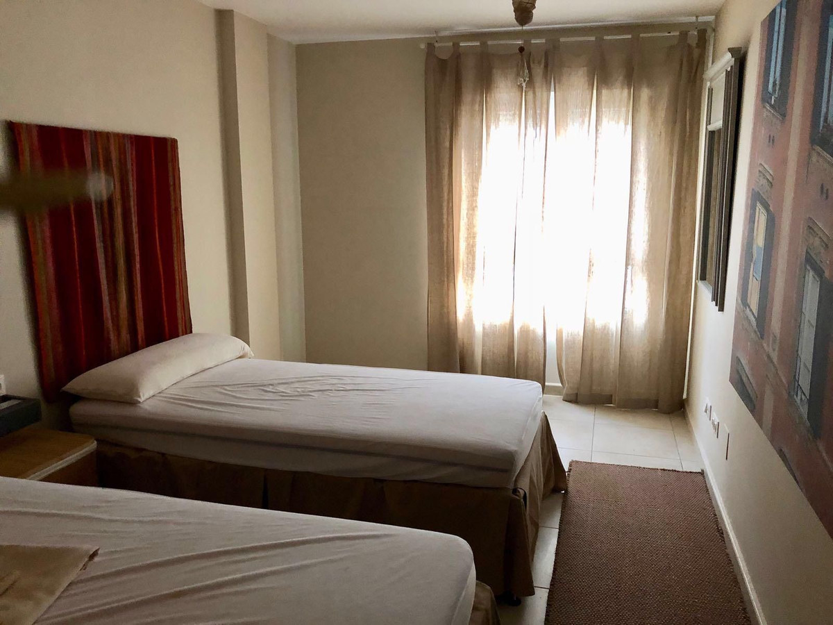 2 спални - Апартамент за продажба в Nueva Andalucia, Marbella
