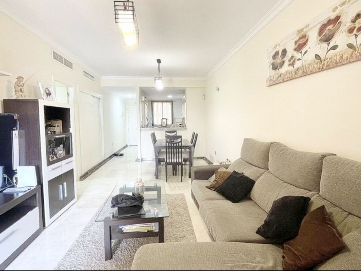 Piso de 2 Dormitorios en venta en La Cala de Mijas