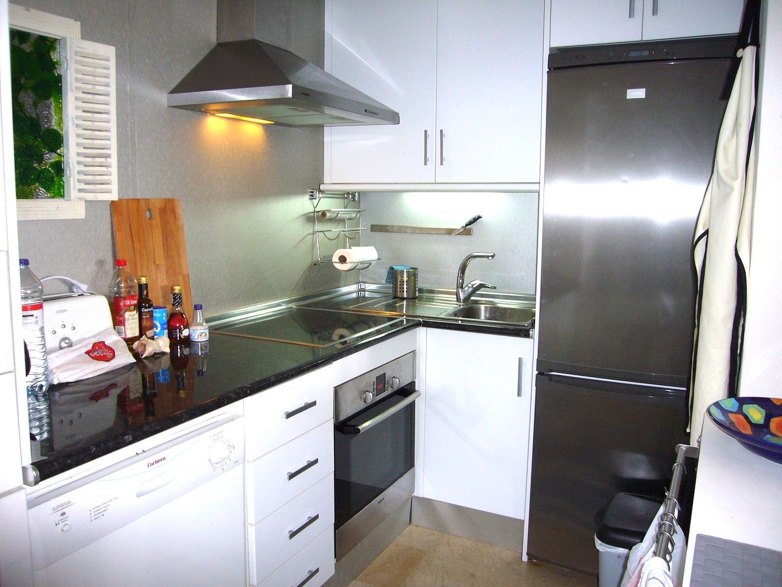 Piso de 2 Dormitorios en venta en El Faro, Mijas
