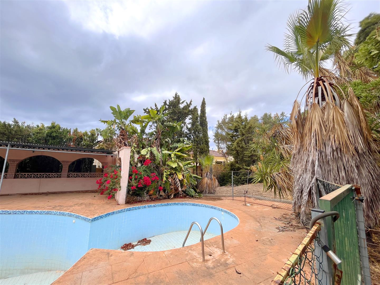 Casa de 6 Dormitorios en venta en Marbella