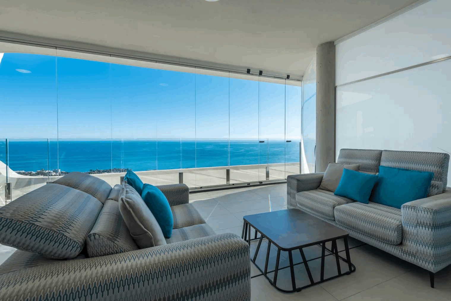 Piso de 3 Dormitorios en venta en Benalmádena Costa
