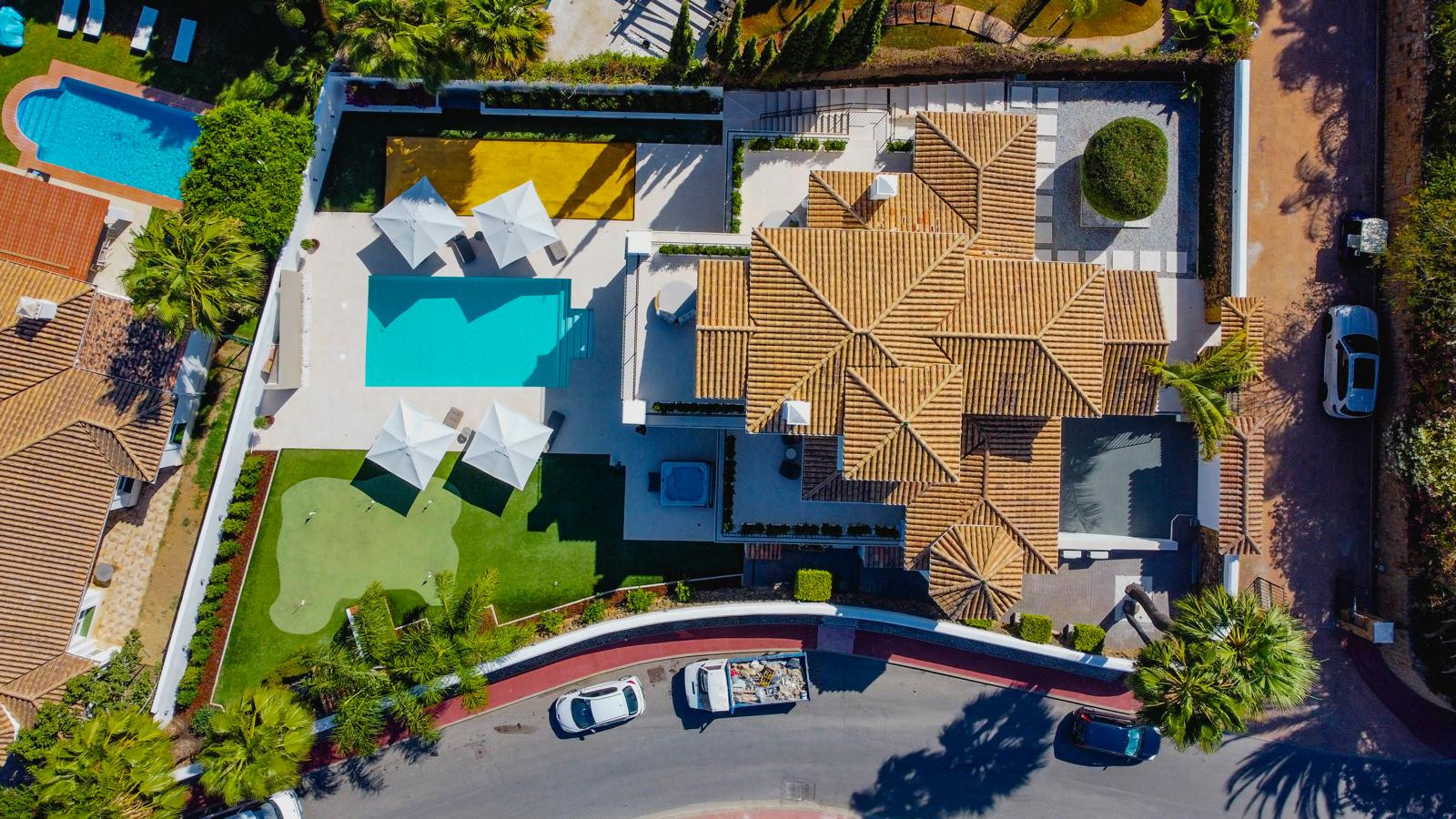 Casa de 6 Dormitorios en venta en Nueva Andalucía, Marbella