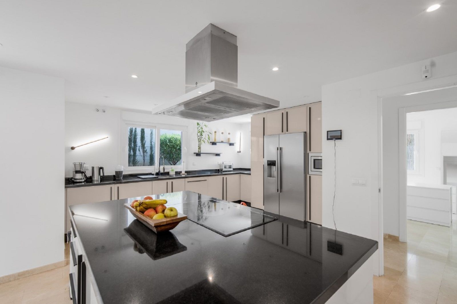 Casa en venta en Nueva Andalucía, Marbella