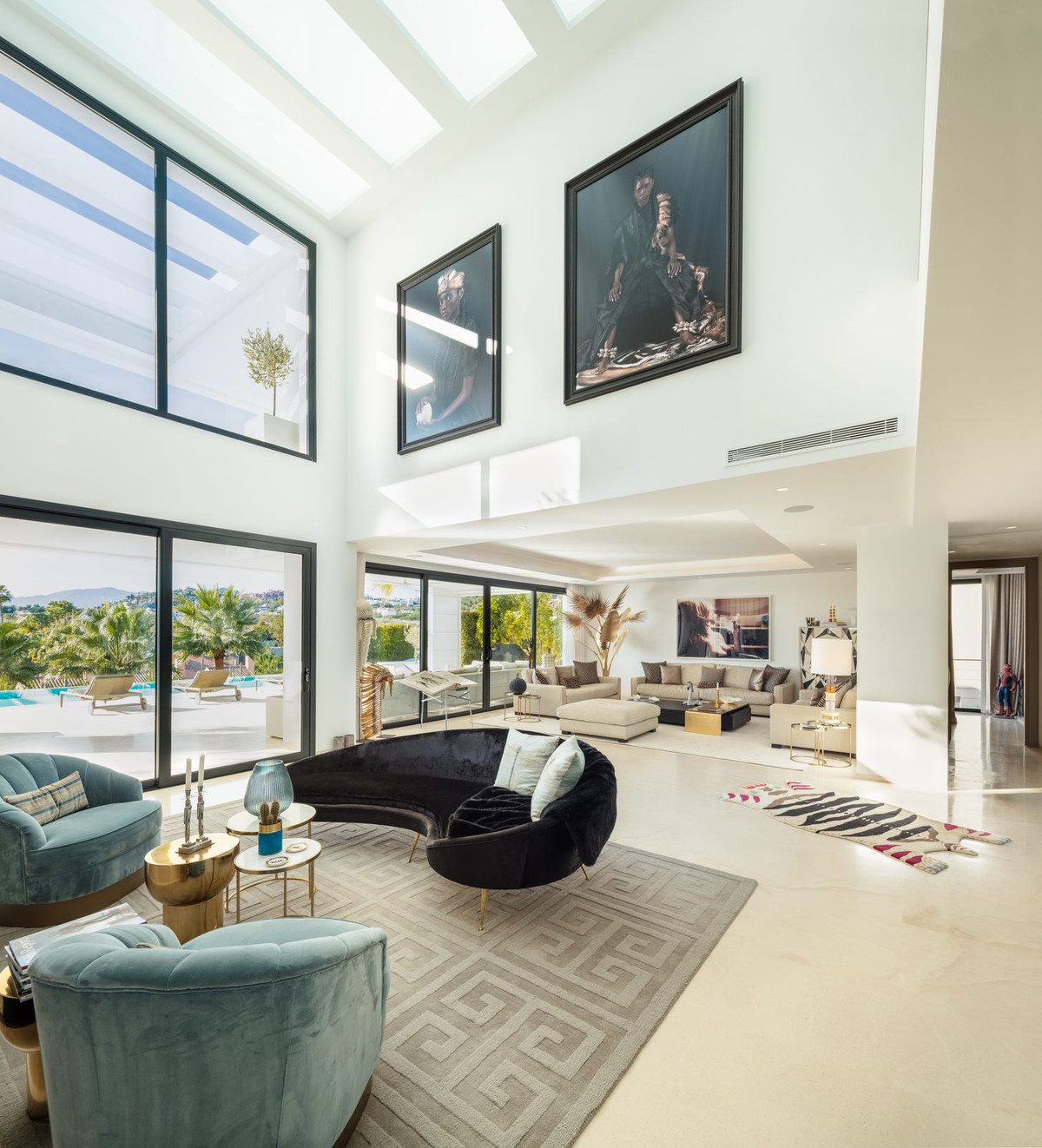Casa de 7 Dormitorios y 6 Baños en venta en Nueva Andalucía, Marbella