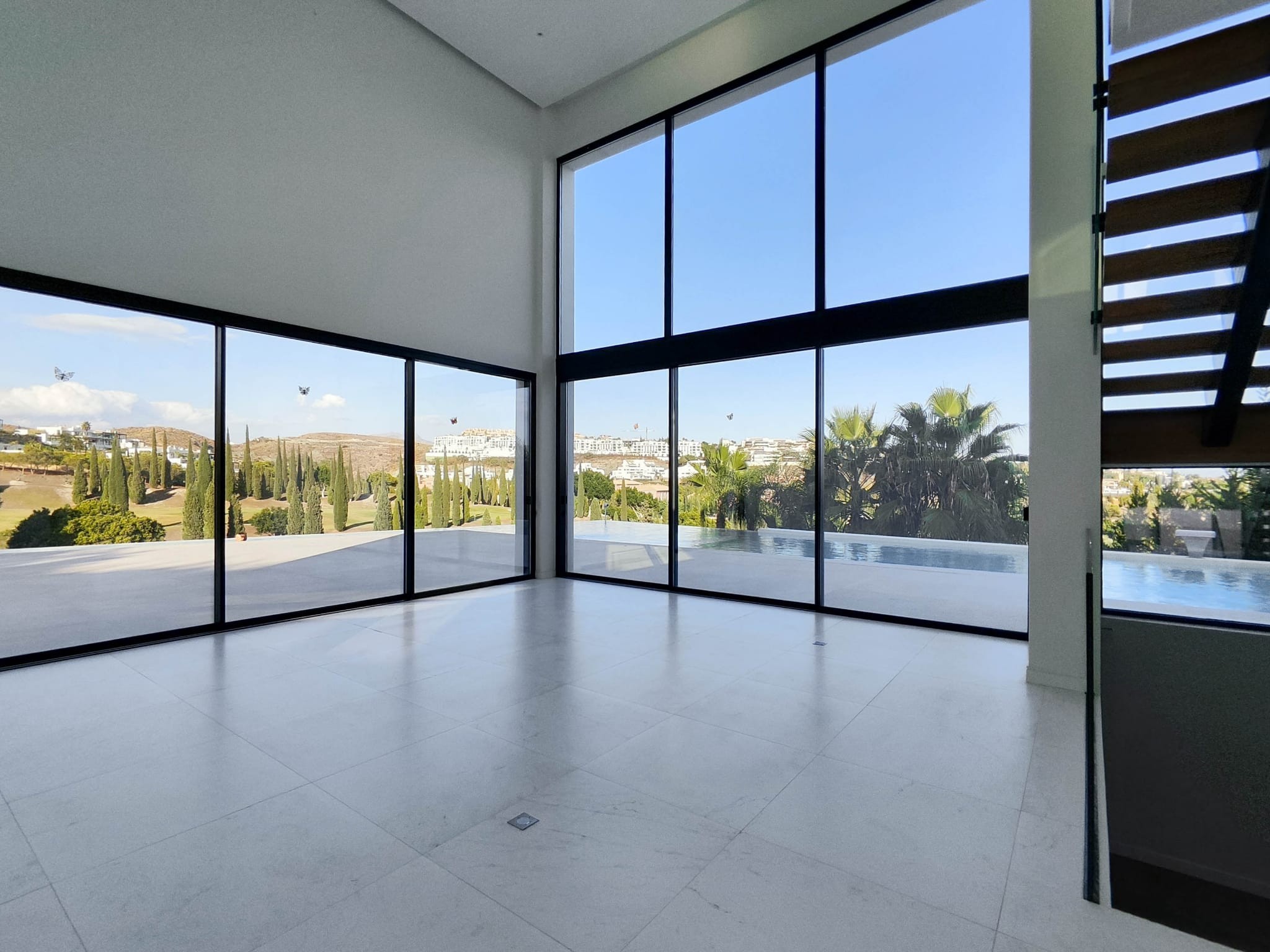 4 Bed, 6 Bath - Villa for Sale in Los Flamingos, Benahavis