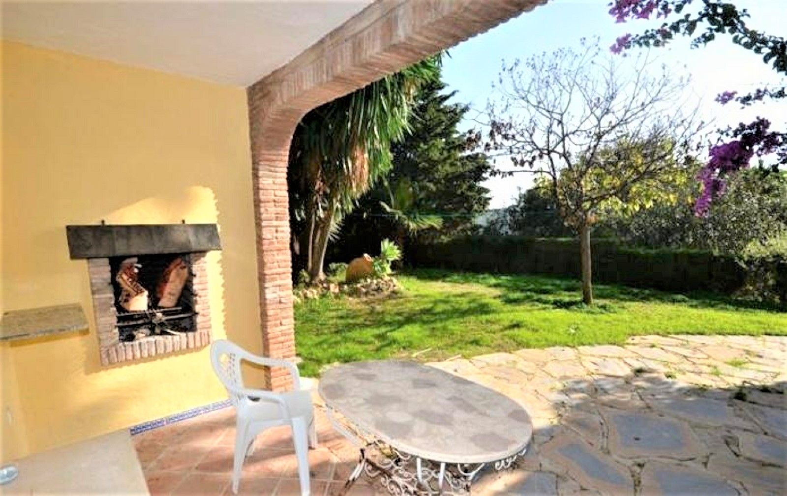 Casa de 4 Dormitorios en venta en Estepona