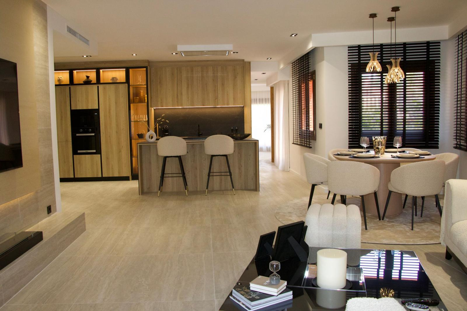 3 Bed - Apartment for Sale in La Alqueria, Estepona
