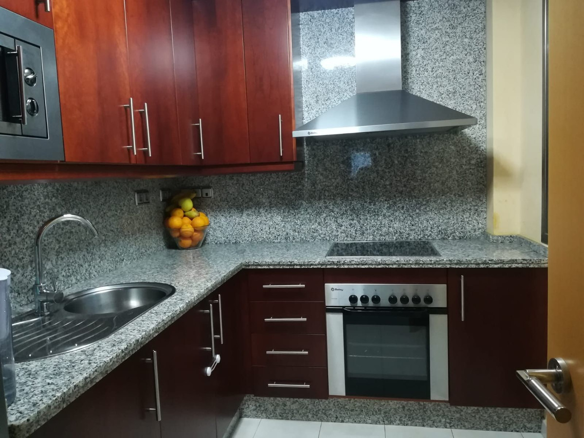 Piso de 2 Dormitorios en venta en Torremolinos
