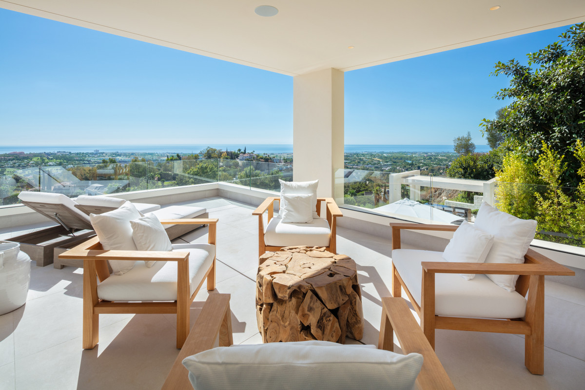 Casa de 6 Dormitorios en venta en Benahavís Pueblo