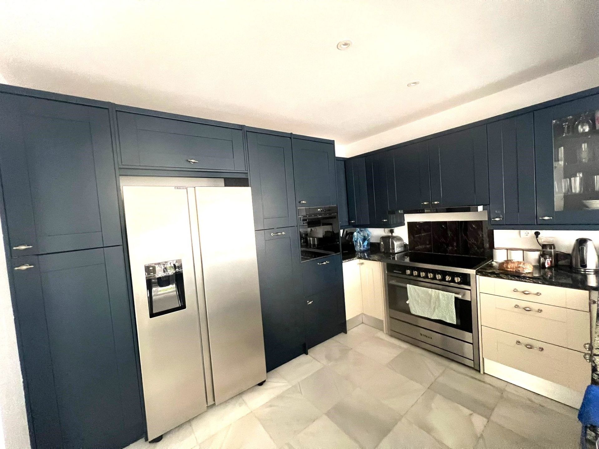 Casa de 4 Dormitorios y 3 Baños en venta en Puerto Banús, Marbella