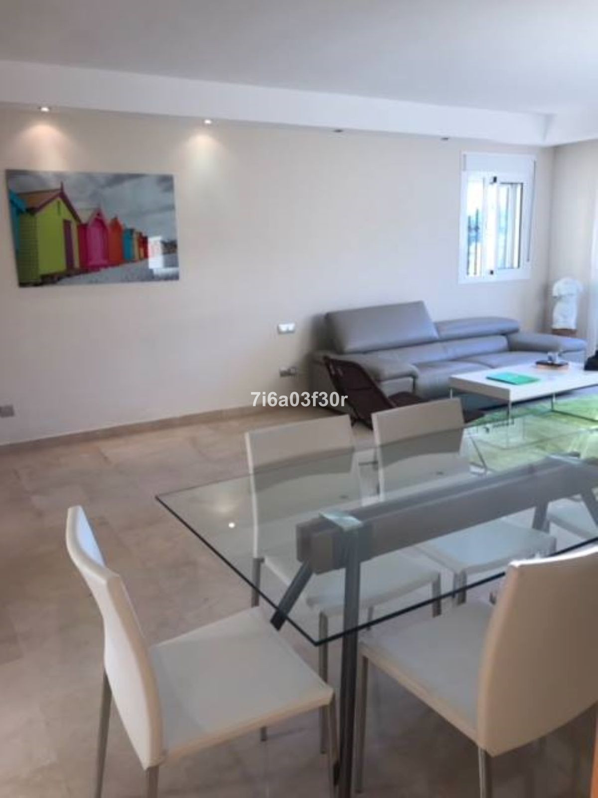 Piso de 3 Dormitorios y 2 Baños en venta en La Quinta, Benahavís