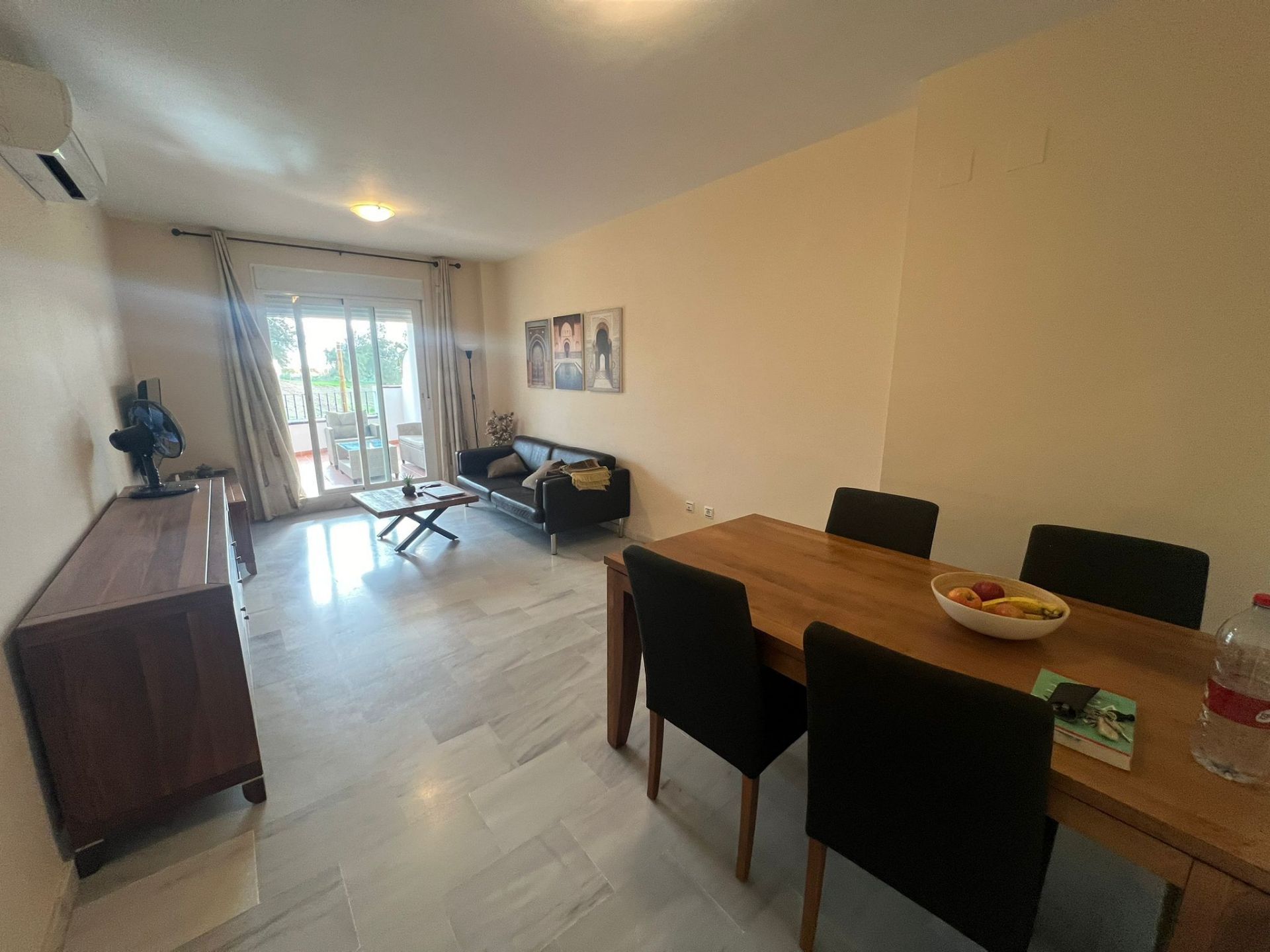 Piso de 2 Dormitorios en venta en Riviera del Sol, Mijas