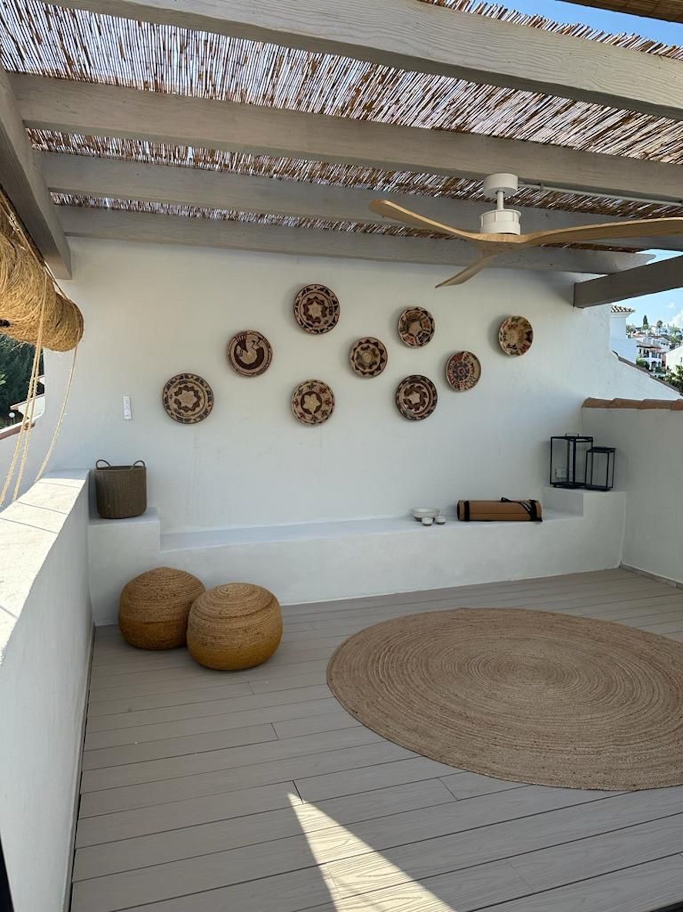 Casa Adosada de 3 Dormitorios en venta en El Paraíso, Estepona