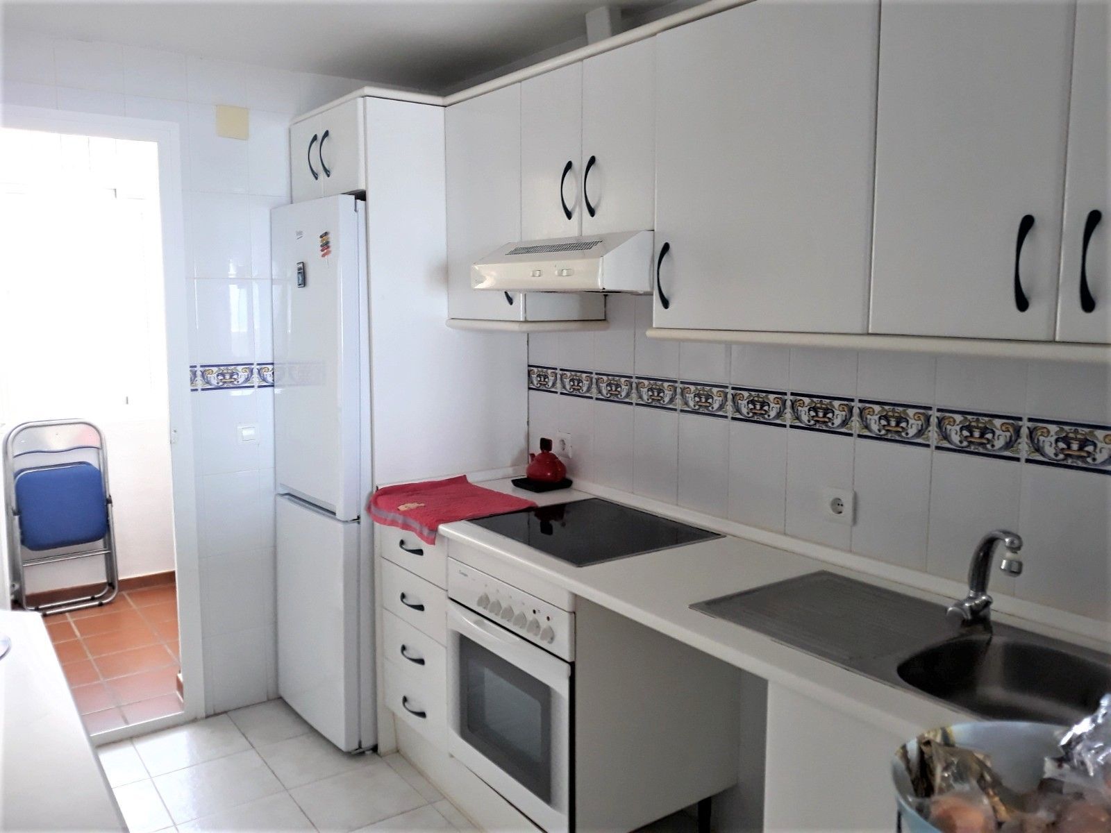Piso de 2 Dormitorios y 2 Baños en venta en Calahonda, Mijas