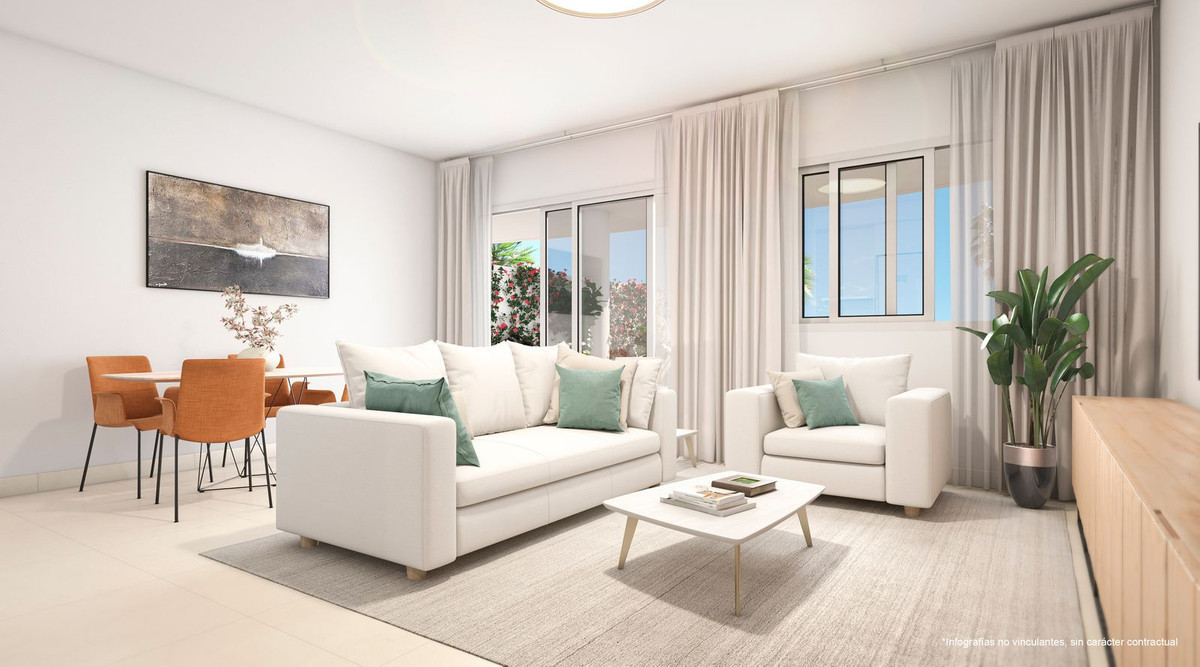 Piso de 2 Dormitorios y 2 Baños en venta en Benalmádena