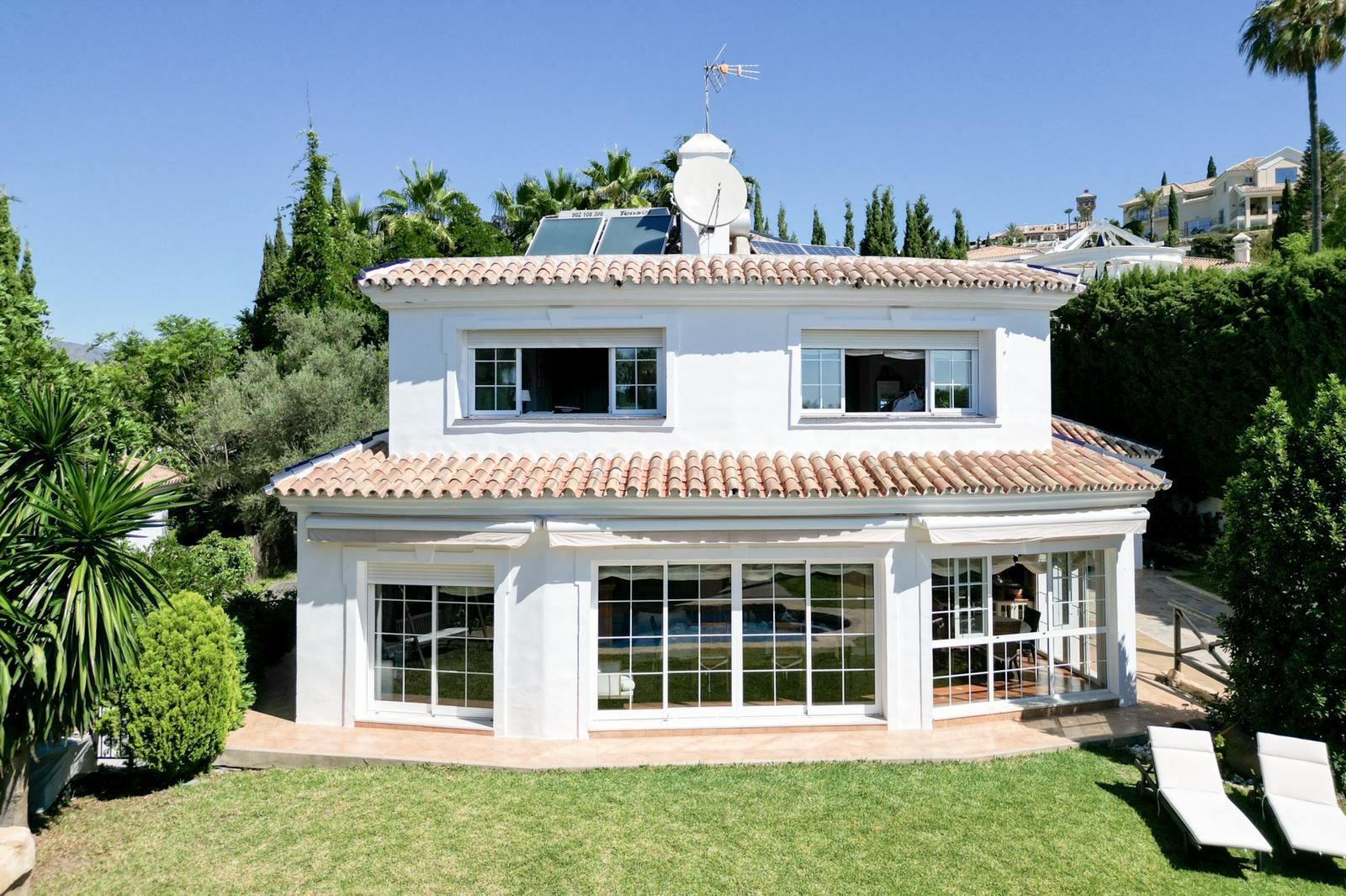 Casa de 4 Dormitorios y 4 Baños en venta en Mijas