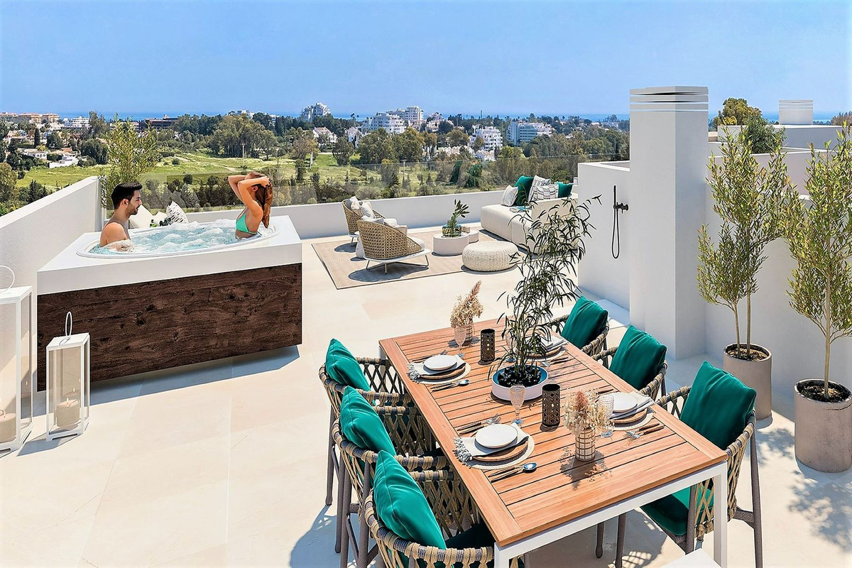 3 спални, 2 бани - Апартамент за продажба в Atalaya, Estepona
