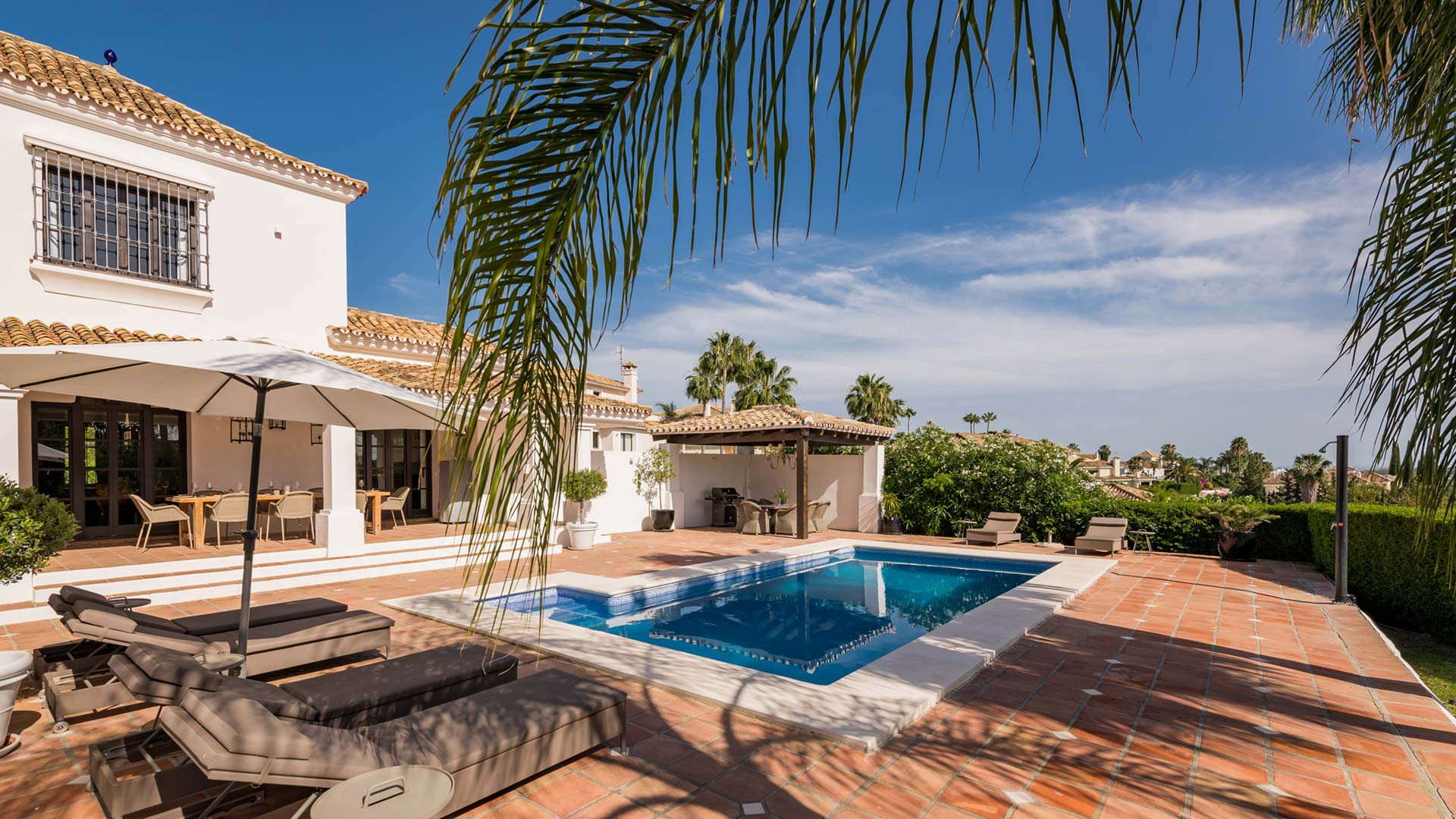 Casa de 4 Dormitorios en venta en Nueva Andalucía, Marbella
