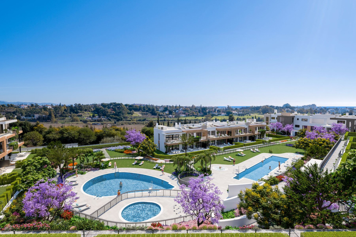 3 спални, 2 бани - Апартамент за продажба в Atalaya, Estepona