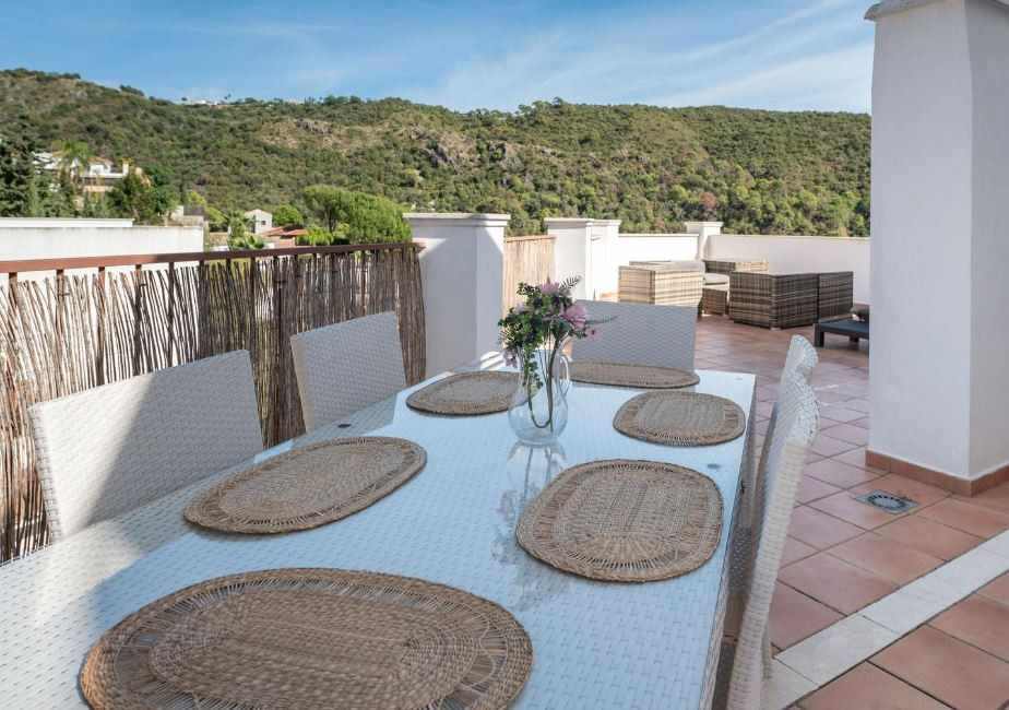 Piso de 3 Dormitorios y 2 Baños en venta en Benahavís Pueblo