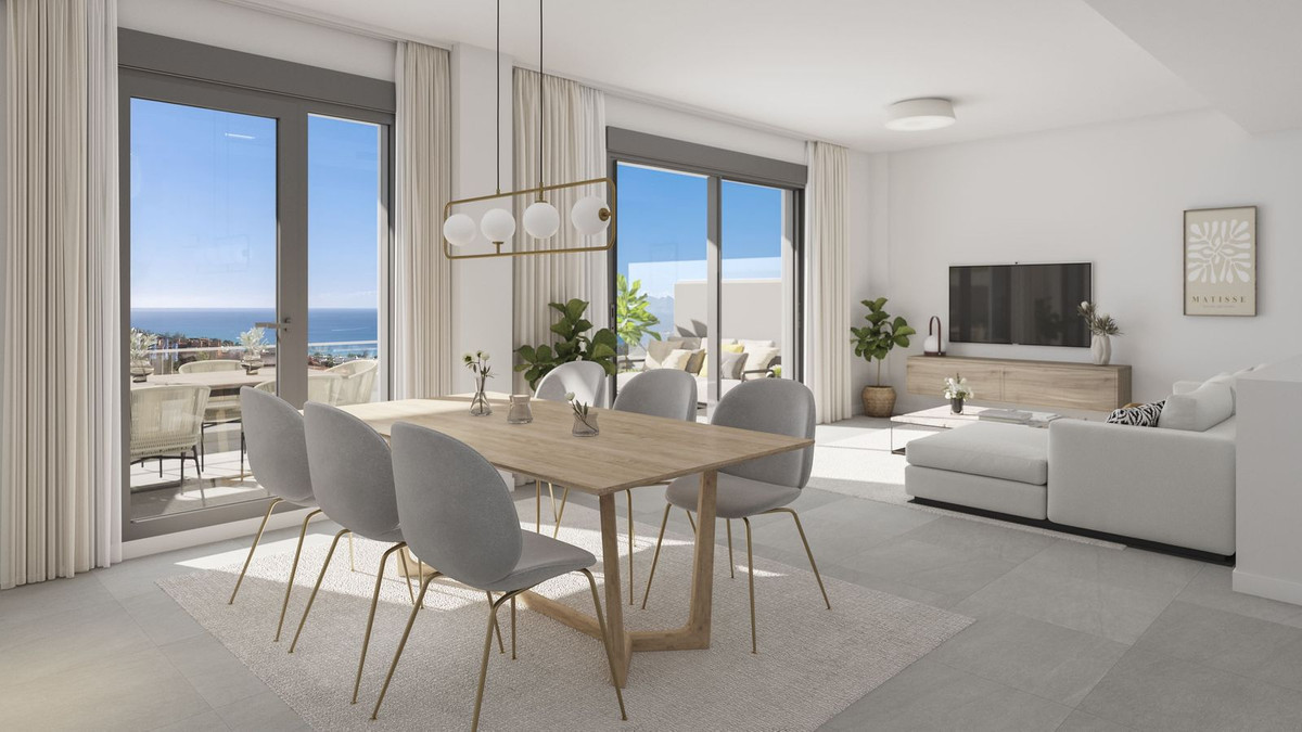 Casa Adosada de 3 Dormitorios en venta en Manilva