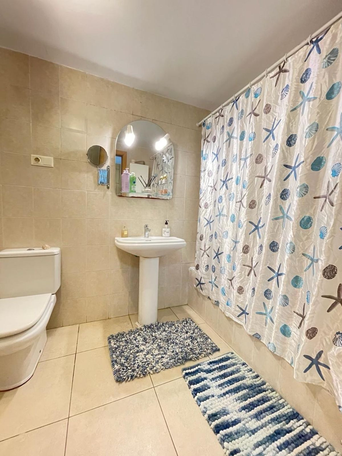 3 Bed, 2 Bath - Apartment for Sale in Nueva Andalucia, Marbella